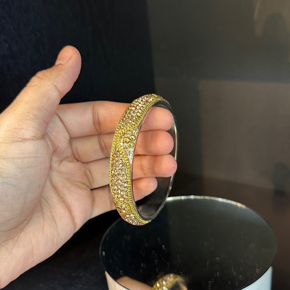 Elegant Gold and Silver Women's Bracelet